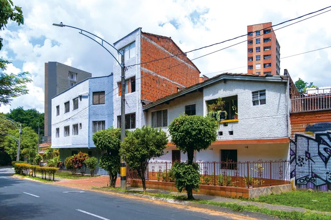 亲历10 被击毙时居住的房子.jpg